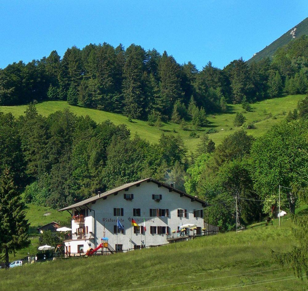 Rifugio Monte Baldo Hotel Avio Exterior foto