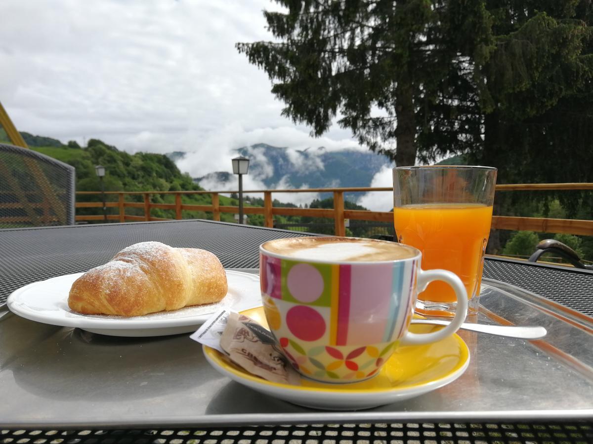 Rifugio Monte Baldo Hotel Avio Exterior foto